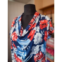 Bluzka kimono z luźnym dekoltem - granatowa czerwone kwiaty